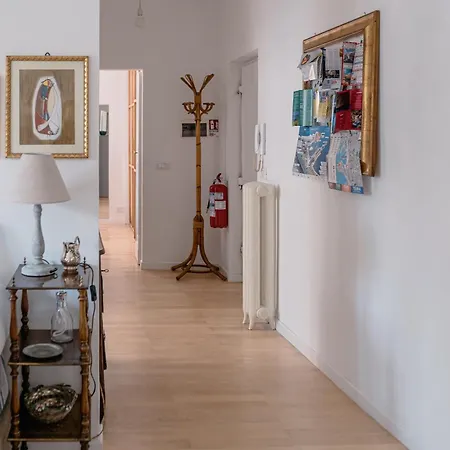 Casa Di Lucy Location Nel Centro Storico *